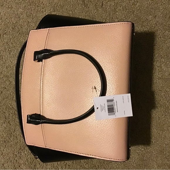 Kate Spade purse. Brand new. Never used. - Picture 3 of 4